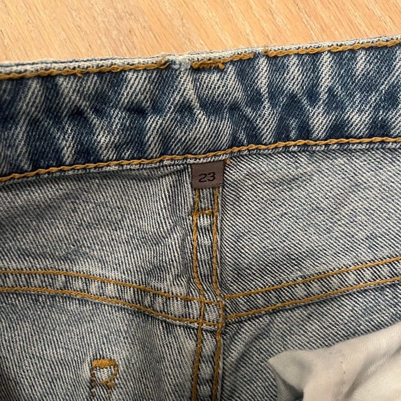 CARMAR Side Contrast Hermia Straight Leg Women’s Jean 100% Cotton Size 23 - Picture 7 of 11